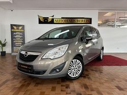 Grau Gebraucht 2013 Opel Meriva Active Van / Kleinbus | 8.399 € (Etwas zu teuer)