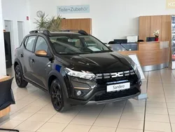 Othercolor Gebraucht 2022 Dacia Sandero Extreme Kleinwagen | 20.390 € (Etwas zu teuer)