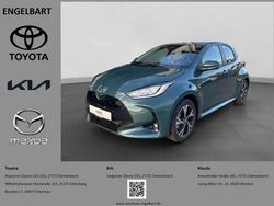Ever rest green metallic Neu 2025 Toyota Yaris Hybrid Comfort Kleinwagen | 25.290 € (Fairer Preis)