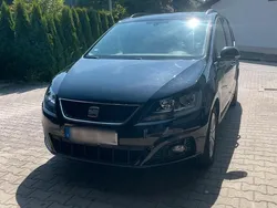 Schwarz Gebraucht 2013 Seat Alhambra Van / Kleinbus | 13.990 € (Teuer)