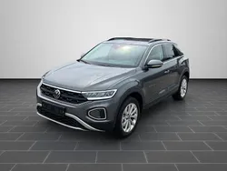 Indiumgraumetallic (metallic) Gebraucht 2025 VW T-Roc Life SUV | 29.700 € (Guter Preis)