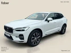 Weiß Gebraucht 2022 Volvo XC60 Inscription SUV | 49.990 € (Teuer)