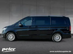 Schwarz Gebraucht 2024 Mercedes V250 Edition Van / Kleinbus | 56.990 € (Fairer Preis)