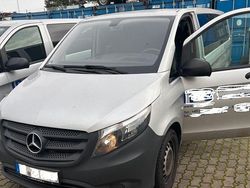 Silber Gebraucht 2019 Mercedes Vito Van / Kleinbus | 24.500 €