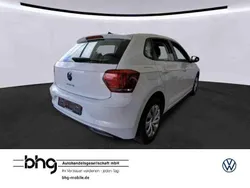 Weiß Gebraucht 2020 VW Polo Trendline Limousine | 13.230 € (Fairer Preis)