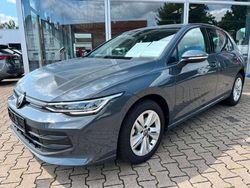 Grau Gebraucht 2024 VW Golf VIII Limousine | 23.990 € (Guter Preis)