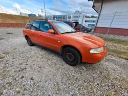 Orange Gebraucht 2001 Audi A4 Kombi | 1.600 € (Guter Preis)