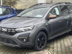 Dolomitgrau Neu 2025 Dacia Jogger Extreme Van / Kleinbus | 27.679 € (Fairer Preis)