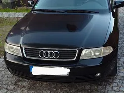 Schwarz Gebraucht 1999 Audi A4 Kombi | 700 € (Guter Preis)