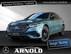 Silber (verdesilber) Gebraucht 2023 Mercedes E300 AMG Kombi | 69.900 € (Teuer)
