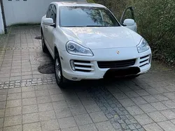 Weiß Gebraucht 2008 Porsche Cayenne SUV | 10.300 € (Fairer Preis)