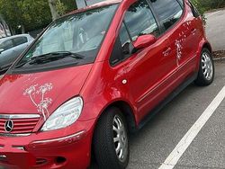 Rot Gebraucht 2004 Mercedes A190 Limousine | 3.400 €