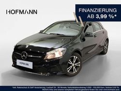 Kosmosblack met. Gebraucht 2017 Mercedes A180 Style Limousine | 14.948 € (Guter Preis)