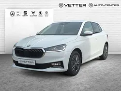Weiß Gebraucht 2024 Skoda Fabia Tour Limousine | 21.450 € (Fairer Preis)