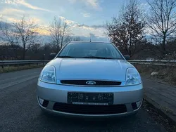Silber Gebraucht 2002 Ford Fiesta Ghia Kleinwagen | 2.200 € (Fairer Preis)
