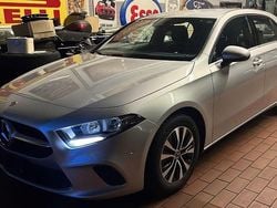 Silber Gebraucht 2023 Mercedes 200 Limousine | 20.900 € (Superpreis)