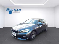 Mineralgrau Gebraucht 2020 BMW 118 Advantage Kleinwagen | 17.580 € (Fairer Preis)