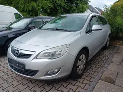 Silber Gebraucht 2012 Opel Astra Kombi | 3.990 € (Superpreis)
