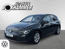 Grau Gebraucht 2023 VW Golf VIII Life Limousine | 23.760 € (Fairer Preis)