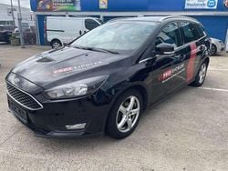 Schwarz Gebraucht 2016 Ford Focus Kombi | 3.999 € (Superpreis)