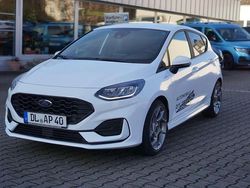 Frostweiß Gebraucht 2022 Ford Fiesta ST-Line Kleinwagen | 19.980 € (Etwas zu teuer)
