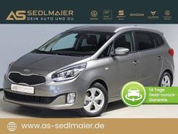Grau Gebraucht 2015 Kia Carens Vision Van / Kleinbus | 10.990 € (Fairer Preis)