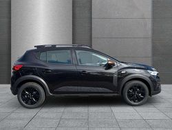 Safarigrüngrau Gebraucht 2024 Dacia Sandero Extreme Kleinwagen | 21.590 € (Fairer Preis)