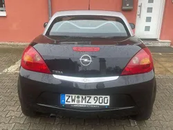 Schwarz Gebraucht 2007 Opel Tigra Edition Cabrio | 3.000 € (Fairer Preis)