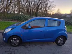 Blau Gebraucht 2011 Chevrolet Spark LS Kleinwagen | 2.550 € (Fairer Preis)