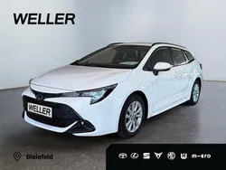 Weiss Gebraucht 2023 Toyota Corolla Business Edition Kombi | 17.990 € (Superpreis)