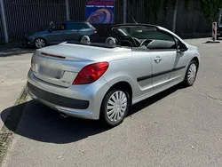 Silber Gebraucht 2007 Peugeot 207 CC Cabrio | 3.249 € (Etwas zu teuer)