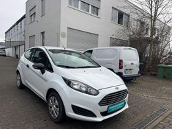 Weiß Gebraucht 2014 Ford Fiesta Ambiente Limousine | 2.350 € (Guter Preis)