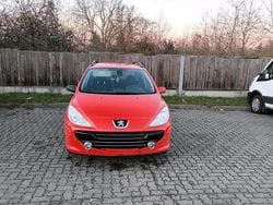 Rot Gebraucht 2006 Peugeot 307 Kombi | 1.900 € (Fairer Preis)