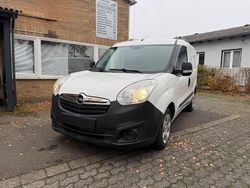 Weiß Gebraucht 2014 Opel Combo Edition Kleinwagen | 5.790 € (Fairer Preis)