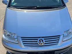 Grau Gebraucht 2007 VW Sharan Van / Kleinbus | 3.499 € (Fairer Preis)