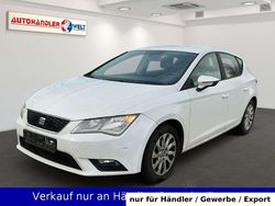 Weiß Gebraucht 2013 Seat Leon Style Limousine | 5.199 € (Guter Preis)