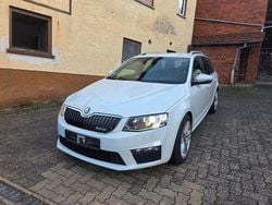 Weiß Gebraucht 2016 Skoda Octavia RS Kombi | 11.300 € (Guter Preis)