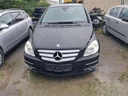Schwarz Gebraucht 2010 Mercedes B180 Van / Kleinbus | 4.200 € (Guter Preis)