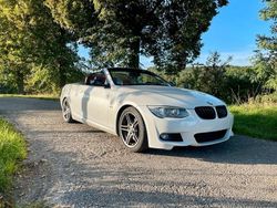Weiß Gebraucht 2012 BMW 335 Cabriolet Cabrio | 25.000 €