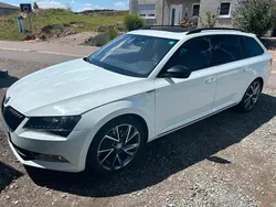 Weiß Gebraucht 2017 Skoda Superb SportLine Kombi | 26.990 € (Teuer)