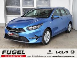 Blue flame Gebraucht 2024 Kia Ceed Sportswagon Comfort Kombi | 23.349 € (Superpreis)