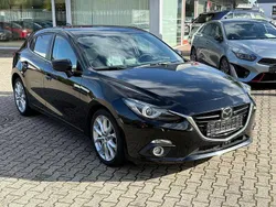 Schwarz Gebraucht 2016 Mazda 3 Sports-Line Limousine | 10.990 € (Fairer Preis)