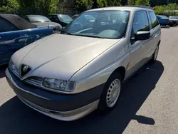 Grau Gebraucht 1997 Alfa Romeo 145 Kleinwagen | 7.777 €