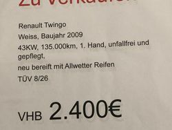 Weiß Gebraucht 2009 Renault Twingo Kleinwagen | 2.400 €