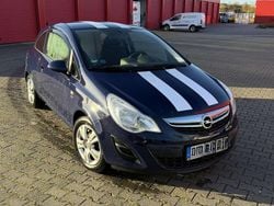 Blau Gebraucht 2013 Opel Corsa Edition Limousine | 3.300 € (Guter Preis)