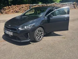 Schwarz Gebraucht 2020 Kia ProCeed GT-Line Kleinwagen | 17.500 € (Fairer Preis)