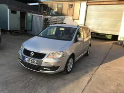 Grau Gebraucht 2007 VW Touran Trendline Van / Kleinbus | 1.790 € (Superpreis)