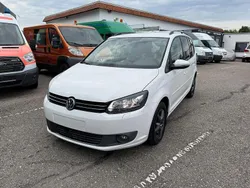 Weiß Gebraucht 2011 VW Touran Van / Kleinbus | 3.800 € (Superpreis)