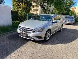 Silber Gebraucht 2015 Mercedes A180 Limousine | 12.490 € (Guter Preis)