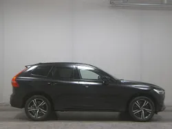 Onyx black metallic Gebraucht 2020 Volvo XC60 R-Design SUV | 29.980 € (Superpreis)